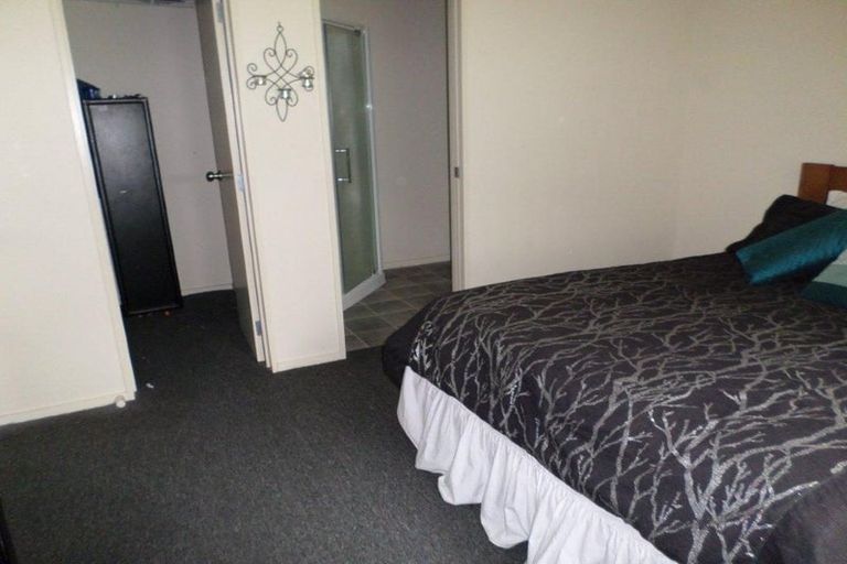 Photo of property in 8 Totara Terrace, Huntly, 3700