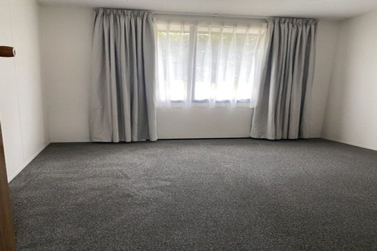 Photo of property in 1/23 Midgley Road, West Harbour, Auckland, 0618