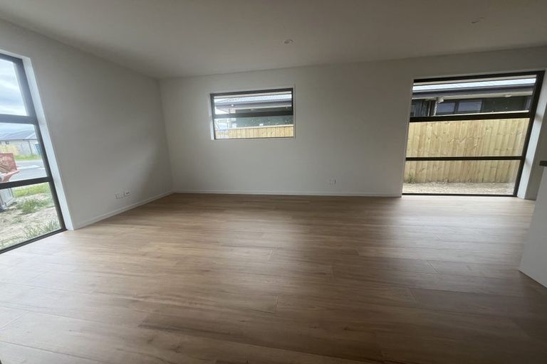 Photo of property in 6 Peek Lane, Rolleston, 7615