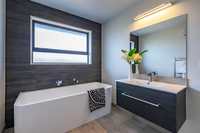 Photo of property in 32 Raptor Street, Rolleston, 7615