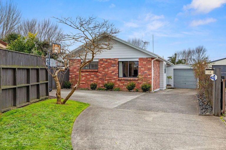 Photo of property in 17 Emery Place, Papamoa Beach, Papamoa, 3118