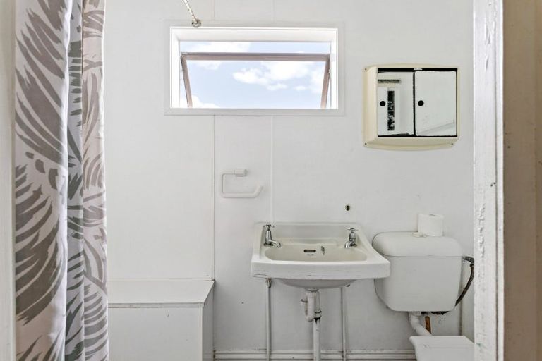 Photo of property in 62 Awapuni Road, Awapuni, Gisborne, 4010