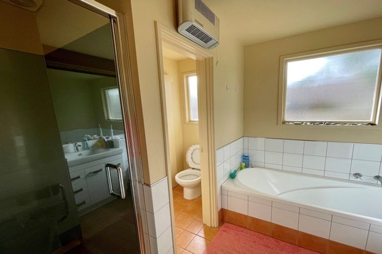 Photo of property in 17b Dalrye Place, Ilam, Christchurch, 8041