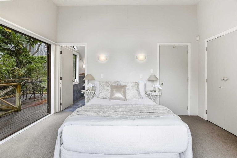 Photo of property in 1/49 Mozeley Avenue, Devonport, Auckland, 0624