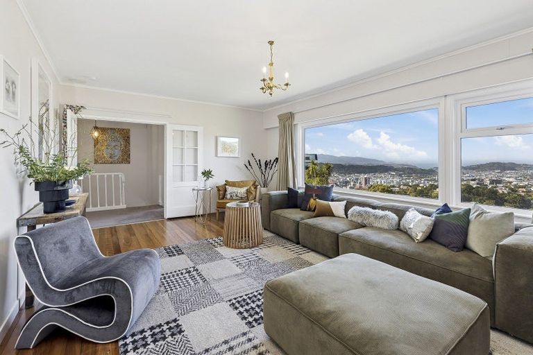 Photo of property in 3 Puketiro Avenue, Northland, Wellington, 6012