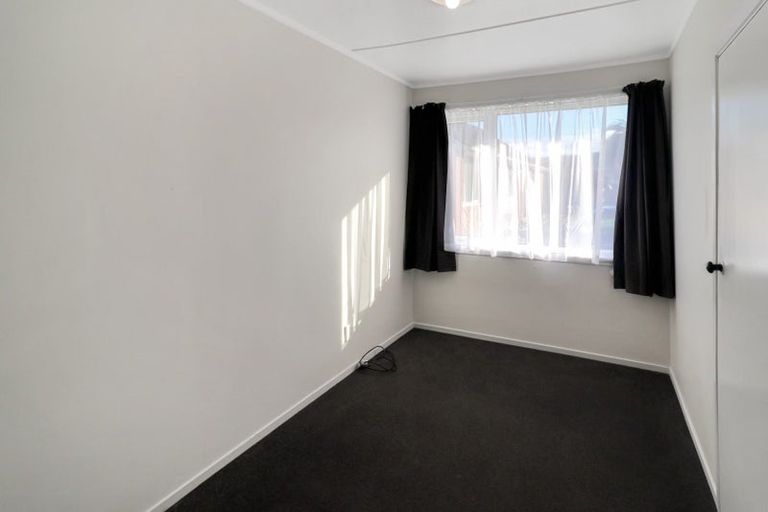 Photo of property in 7 Puketapu Grove, Waiwhetu, Lower Hutt, 5010