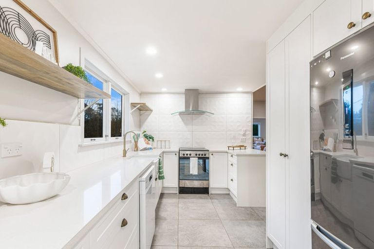 Photo of property in 1/13 Hammond Avenue, Hatfields Beach, Orewa, 0931