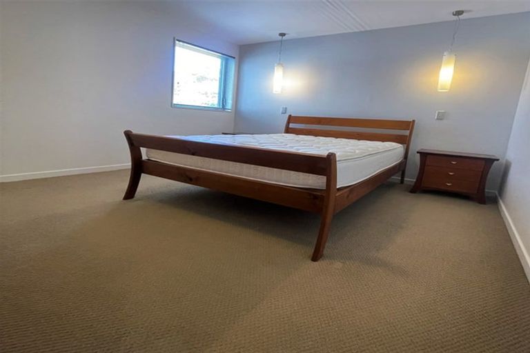 Photo of property in Montreaux Apartments, 3f/164 The Terrace, Wellington Central, Wellington, 6011