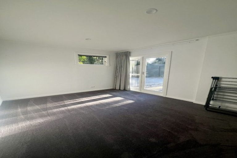Photo of property in 15 Nikau Road, Point Howard, Lower Hutt, 5013