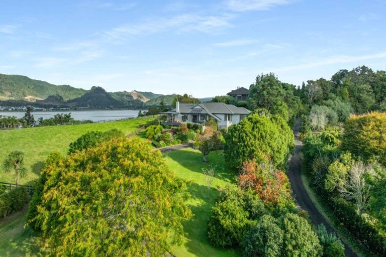 Photo of property in 25 Rewa Rewa Valley, Tairua, 3508