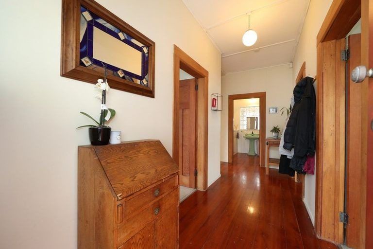 Photo of property in 219 Georges Drive, Napier South, Napier, 4110