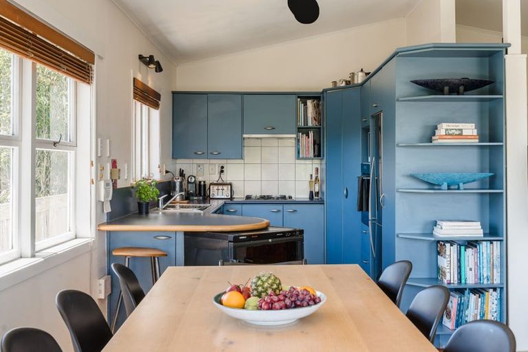 Photo of property in 26 Palmerston Road, Birkenhead, Auckland, 0626