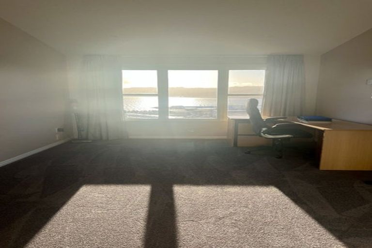 Photo of property in 15 Nikau Road, Point Howard, Lower Hutt, 5013