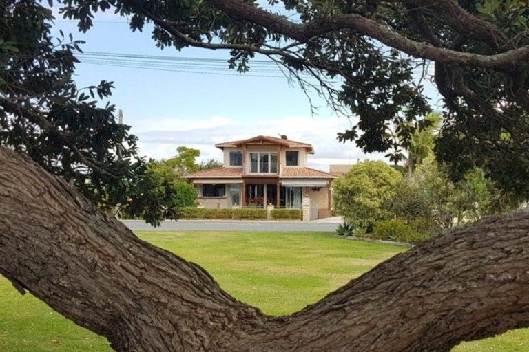 Photo of property in 141 Marsden Bay Drive, One Tree Point, 0118