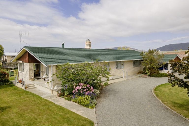 Photo of property in 3 Churchill Place, Waimate, 7924