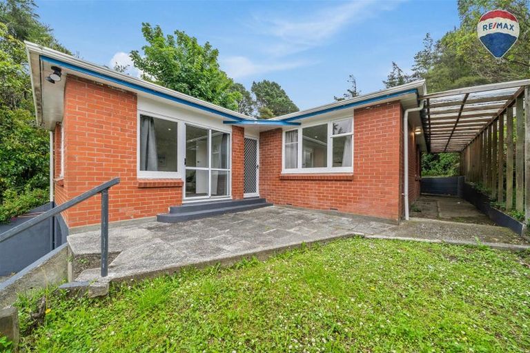 Photo of property in 10 Sheehy Grove, Wainuiomata, Lower Hutt, 5014