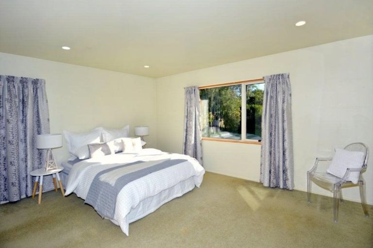 Photo of property in 105 Waimairi Road, Ilam, Christchurch, 8041