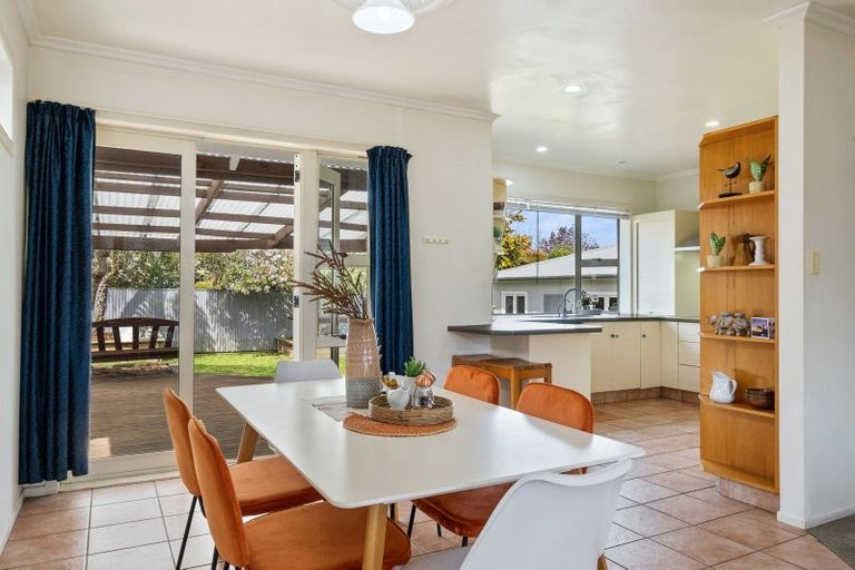 Photo of property in 162 Weraroa Road, Levin, 5510