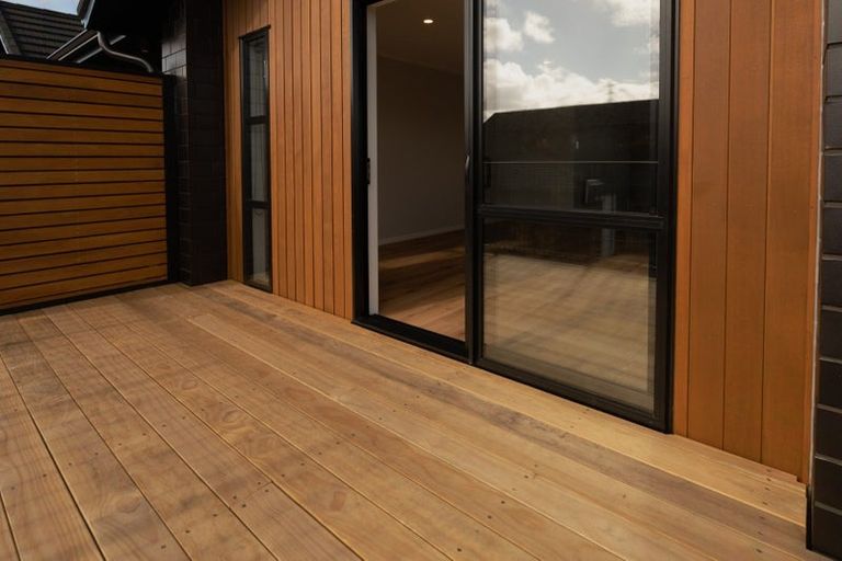 Photo of property in 2 Kawapani Lane, Kumeu, 0810