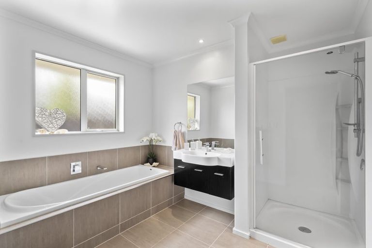 Photo of property in 14 Koura Drive, Rangiora, 7400