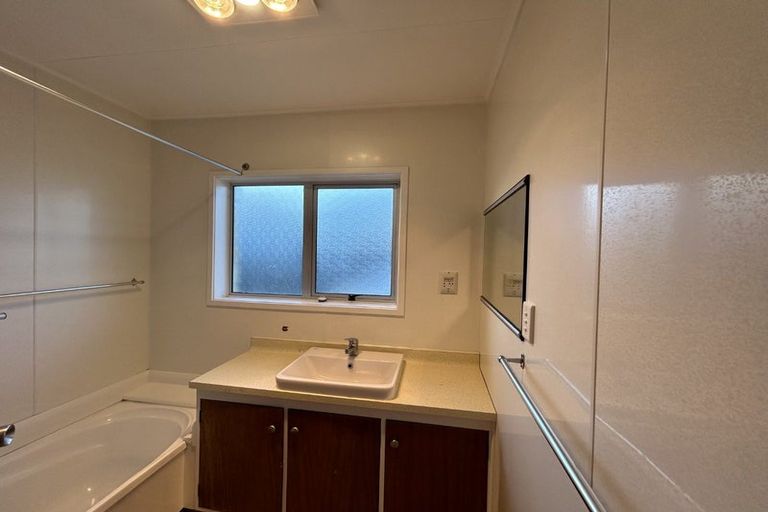 Photo of property in 2/15 Ranui Road, Stoke, Nelson, 7011