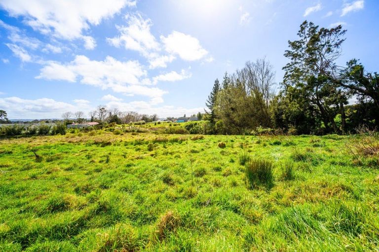 Photo of property in 5 Spedding Road, Whenuapai, Auckland, 0618