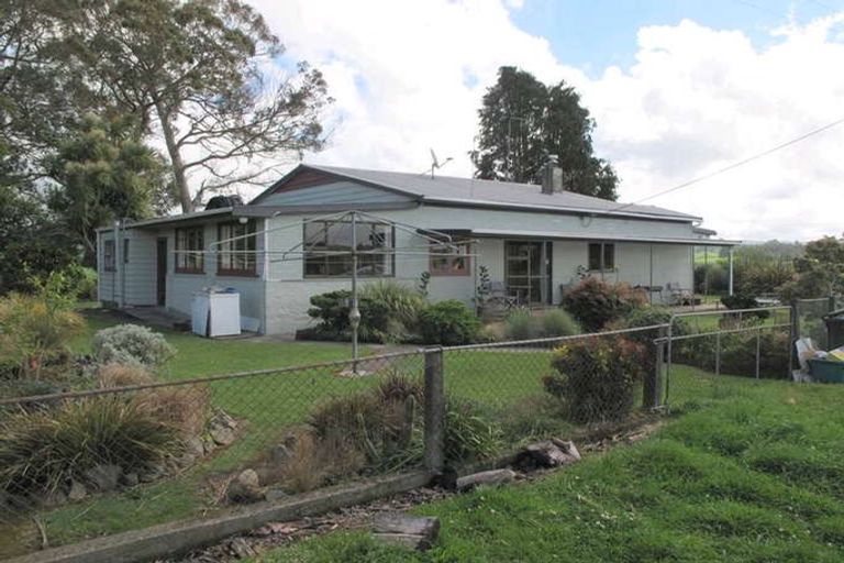 Photo of property in 33 Bell Road, Nukuhou, Waimana, 3196