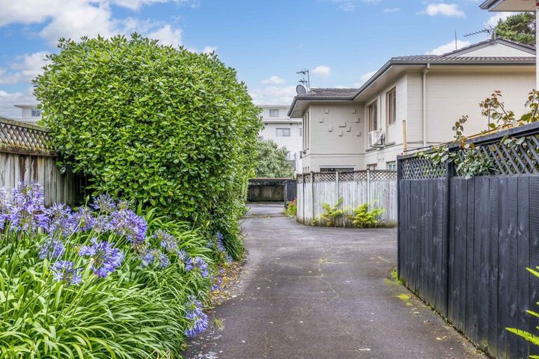Photo of property in 1d/88 Aroha Avenue, Sandringham, Auckland, 1025