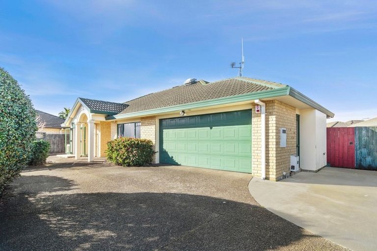 Photo of property in 73 Denny Hulme Drive, Mount Maunganui, 3116