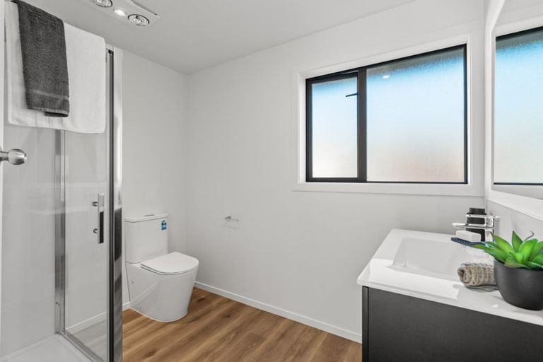Photo of property in 68 Russley Road, Russley, Christchurch, 8042