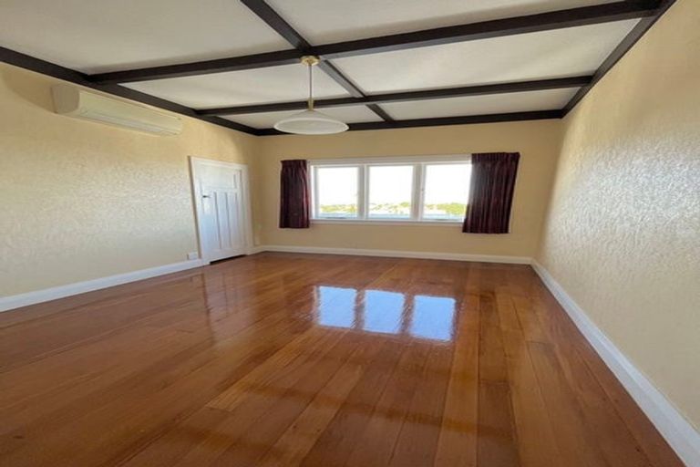 Photo of property in 22 Ladies Mile, Remuera, Auckland, 1050