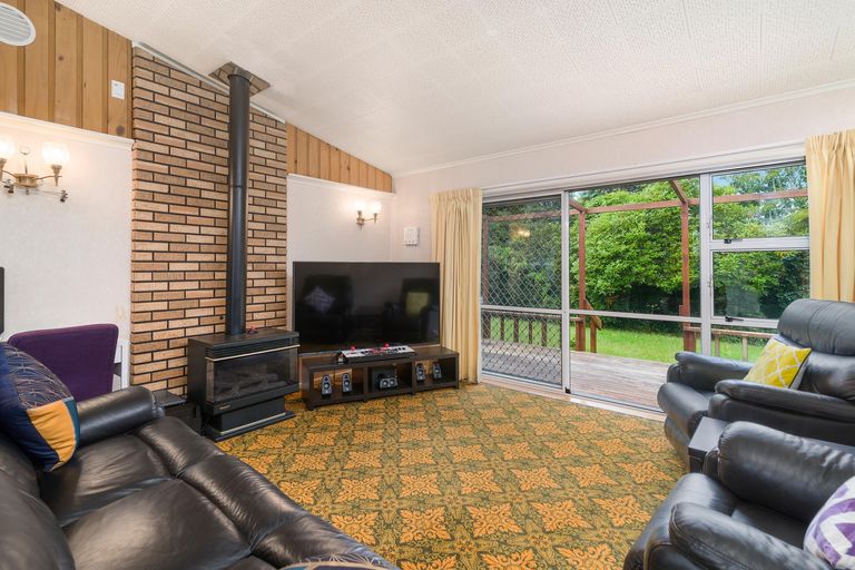 Photo of property in 7 Darroch Street, Fairy Springs, Rotorua, 3015