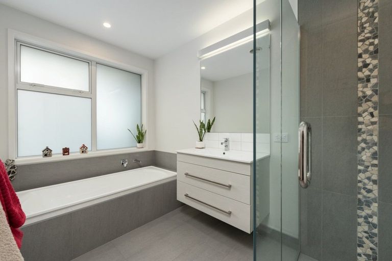 Photo of property in 155 The Boulevard, Papamoa Beach, Papamoa, 3118