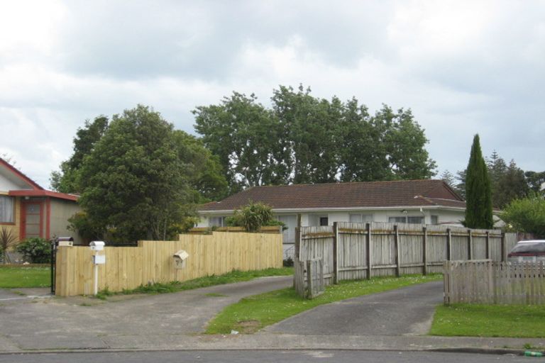 Photo of property in 2/12 Pawa Place, Manurewa, Auckland, 2102