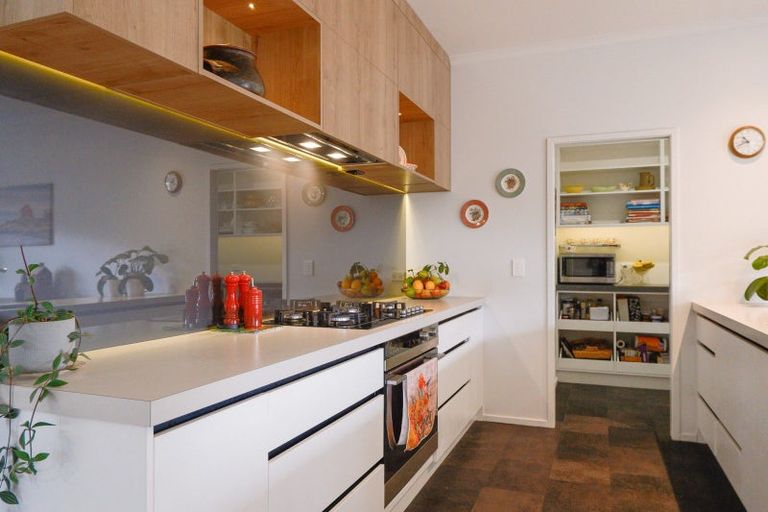 Photo of property in 20 Devoy Drive, Owhata, Rotorua, 3010