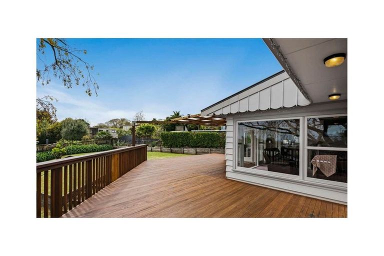 Photo of property in 16 Red Hill Road, Red Hill, Papakura, 2110