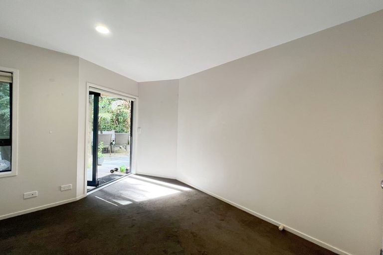 Photo of property in 10a Zion Road, Birkenhead, Auckland, 0626