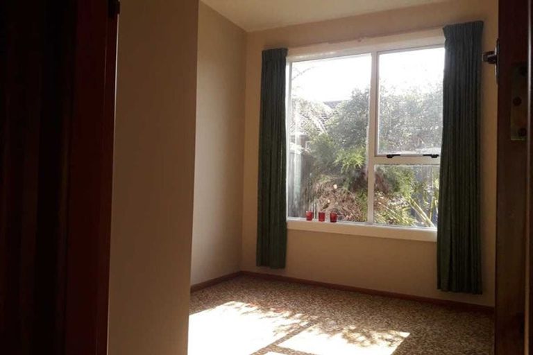 Photo of property in 2/42 Strathfield Avenue, Dallington, Christchurch, 8061