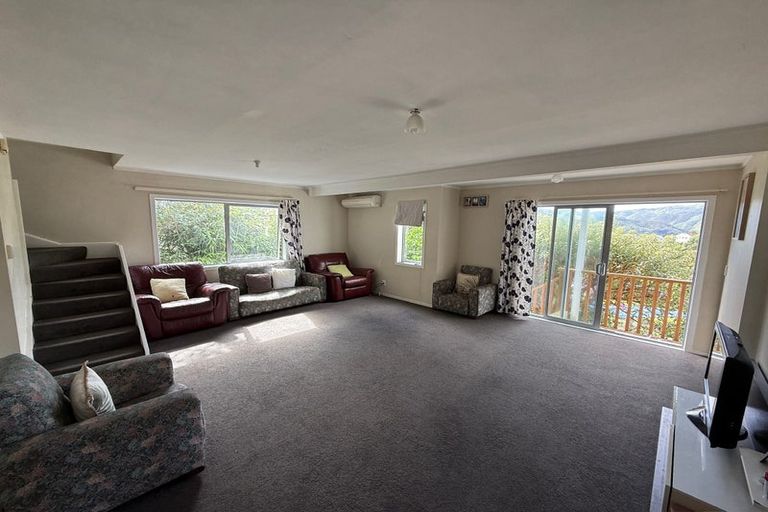 Photo of property in 3b Buxton Avenue, Karori, Wellington, 6012
