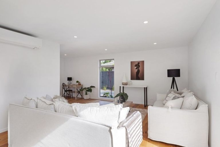 Photo of property in 95c Edgeware Road, St Albans, Christchurch, 8014