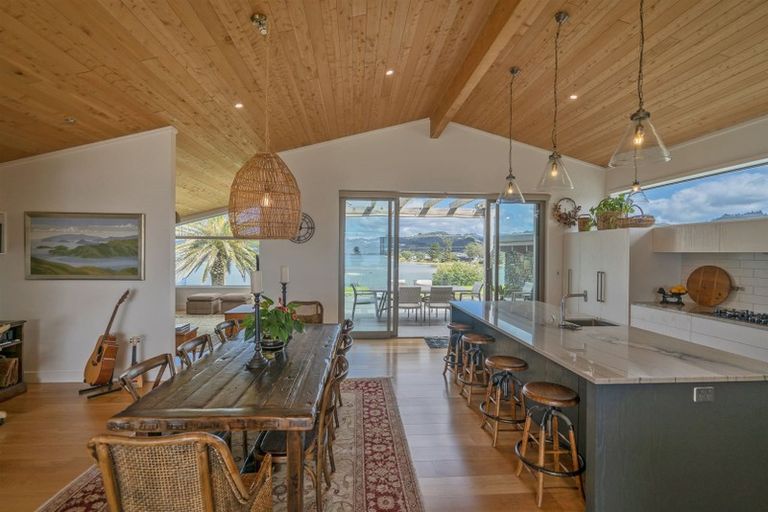 Photo of property in 40 Paku Drive, Tairua, 3508