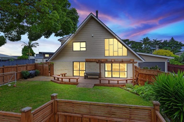 Photo of property in 78 Carnoustie Drive, Wattle Downs, Auckland, 2103