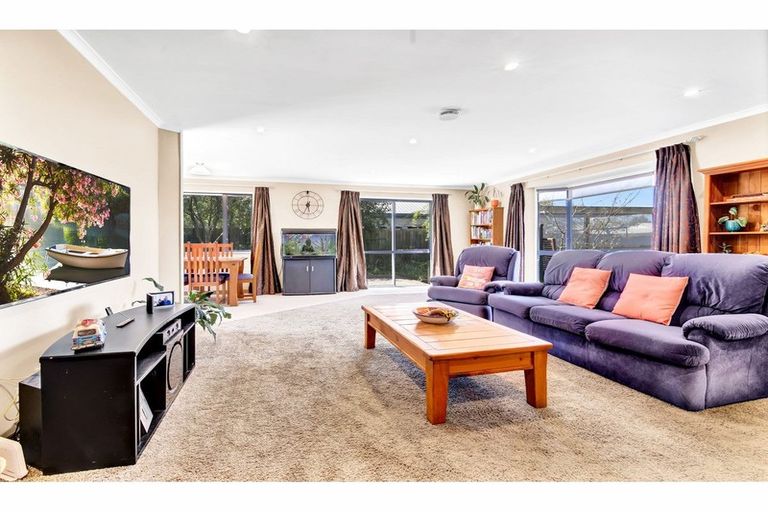 Photo of property in 15 Bunting Place, Woodend, 7610