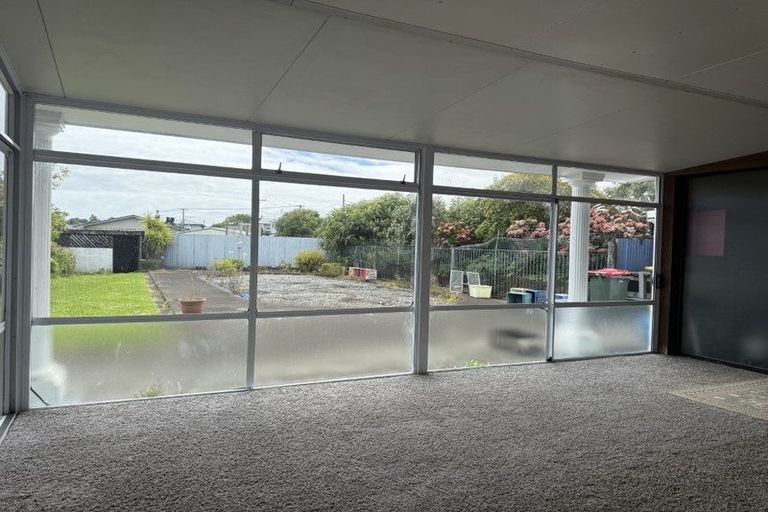 Photo of property in 55 Pohutukawa Place, Bell Block, New Plymouth, 4312