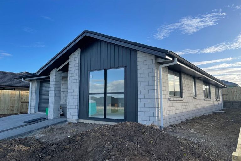 Photo of property in 11 Rowe Lane, Morrinsville, 3300