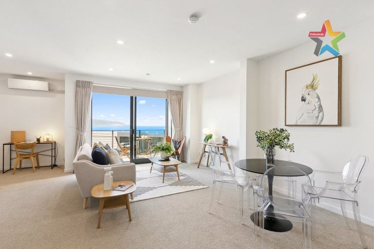 Photo of property in 12/52 High Street, Island Bay, Wellington, 6023