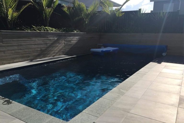 Photo of property in 62 Caldera Drive, Long Bay, Auckland, 0630