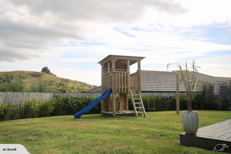 Photo of property in 23 Bryan Gallagher Place, Welcome Bay, Tauranga, 3175