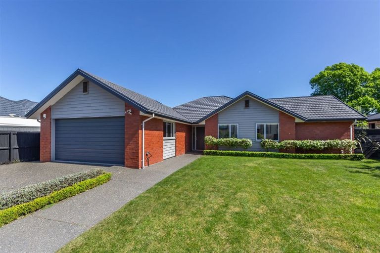 Photo of property in 2 Levinge Lane, Hillmorton, Christchurch, 8024