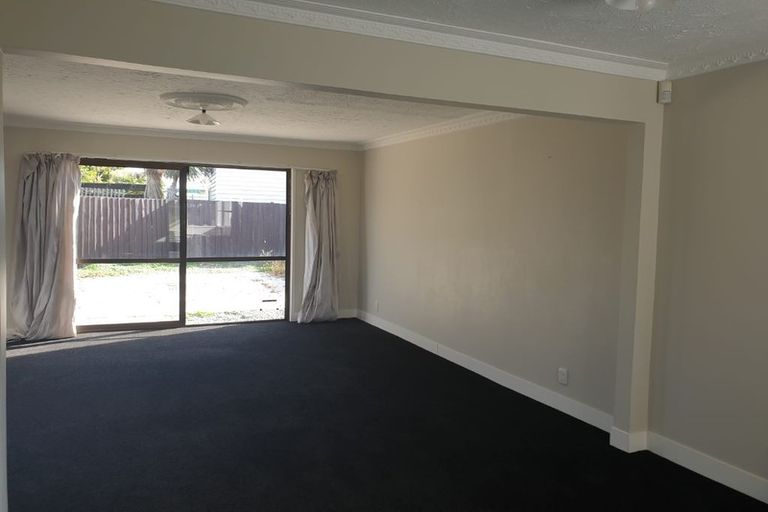Photo of property in 1/29 Meon Street, Aranui, Christchurch, 8061